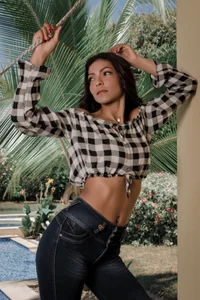 HannaPetit Dare to discover Pic 4