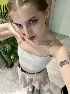 princessaalicc In skirt Pic 4