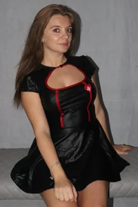 VanLifeVixen cosplay Pic 3