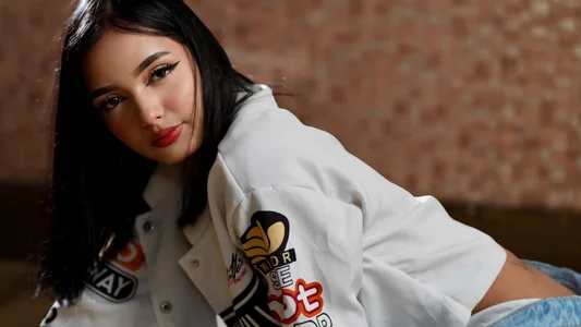 emily_dempsey On and Limitless ✖️🫦  4টি ছবি