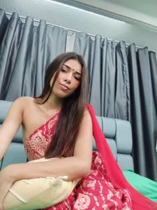 anjali_tita Public Gambar 3