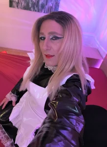 Neu od Sissy_Miss  3 snímek
