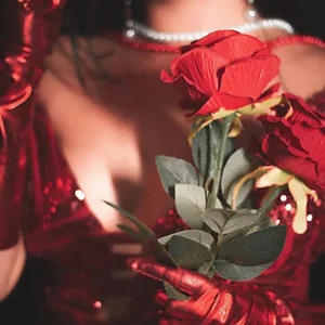 Violet_myers04 Golden ⭐ Pic 2