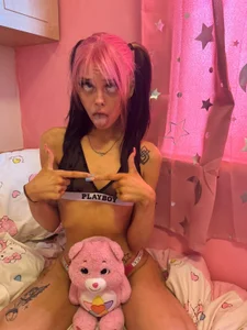 barcode_bby1 pink bear and pink me 💗💗 Pic 4