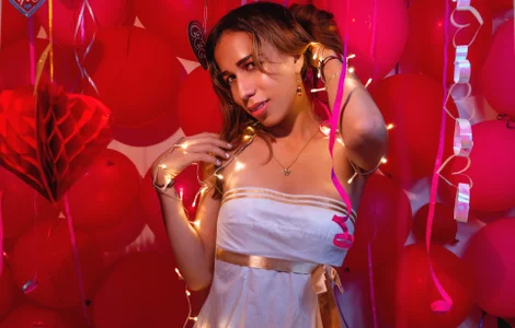 Leisygirl Great colorful shooting Pic 2