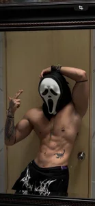 the_beast_master_ scream ghost face 💀 Foto 4