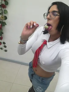 NicolleDiamonds_cg ❤️🥰Sexy rebel girl for you🥰❤️ Pic 3