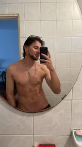 will1200 Public Gambar