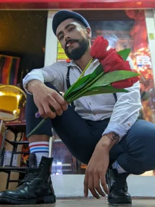 Tom_cooper_ Im your valentine Pic 8