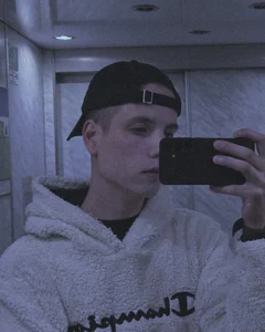 x_matt_x public #2 Pic 3