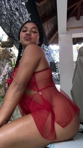 ShairaMassuPublic Bild
