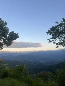 Food, travel, and unique moments de Alaia_Blosson  5 Imagens