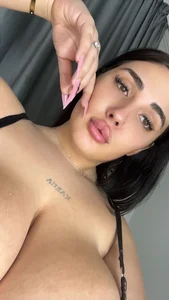 boobzilla_ Do you like it raw ? 😋 รูป 