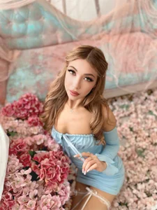 Martina_Isseee Cute Spring Mood Sky Color Kuva