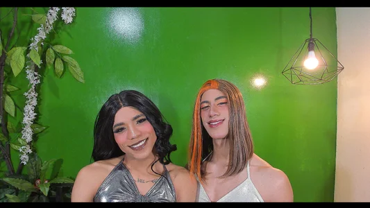 Elena_and_Julian THE GIRLS OF THE ENCHANTED GARDEN Pic 4
