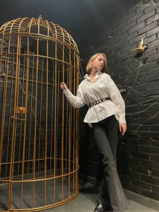 Fire_moth Know your place Pic 2