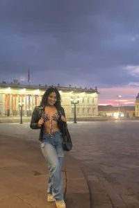 Brittany_ch Public Pic 2