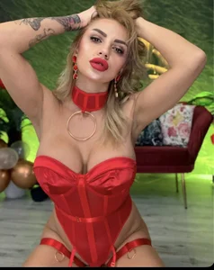 IzabelaTessa Public صورة واحدة|IzabelaTessa Public صورتان|IzabelaTessa Public  صور|IzabelaTessa Public  صورة