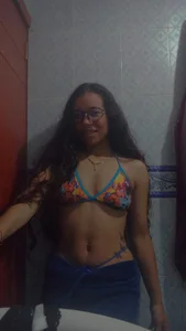 hot me 🔥 od pitufa-  3 snímek