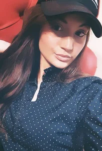 Selfies de AmbraEnms  2 Imagens