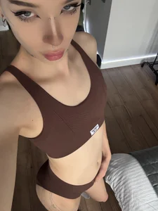 Dasha_WEYTFIGURE ON THE 4TH MONTH OF HORMONE THERAPY图片