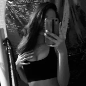 JenniferDavies Public Pic 2