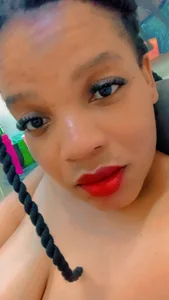 SweetestBooty: Public ( 4 фото)