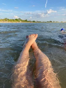 Catalehia_Milk sexy feet Pic 2