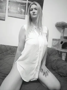 Nelly__ Public 사진 2