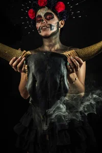 zoe_monroe1 kullanıcısının Too cute to be scary    😈💋 albümü -  2 fotoğraf