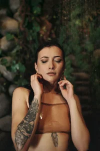 Ishtar_Divine Public Foto 2