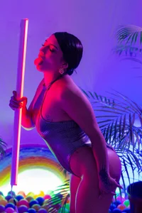 Nicolegh_ colors🌈  6 снимка