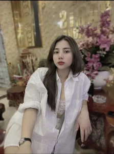 July-Asian Buồn Immagine  3