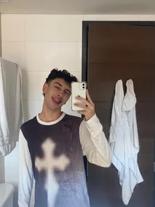 erickblaze_wm Public Pic