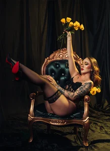 GODDESS IN BLACK od Hannah_Lane  3 snímek