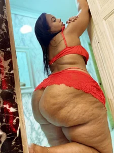 WALESKABBW_ASS Queen of hearts!! 👑 Immagine  2