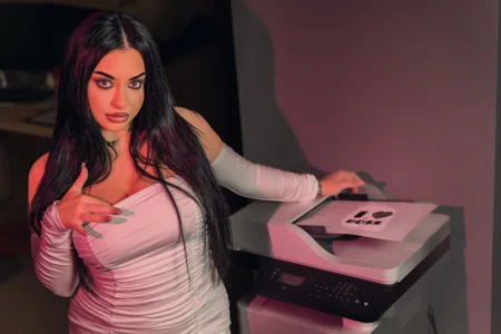 At work od EdithOliviere  5 snímek