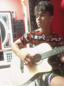 Hardf_ucker 🎸 Poză