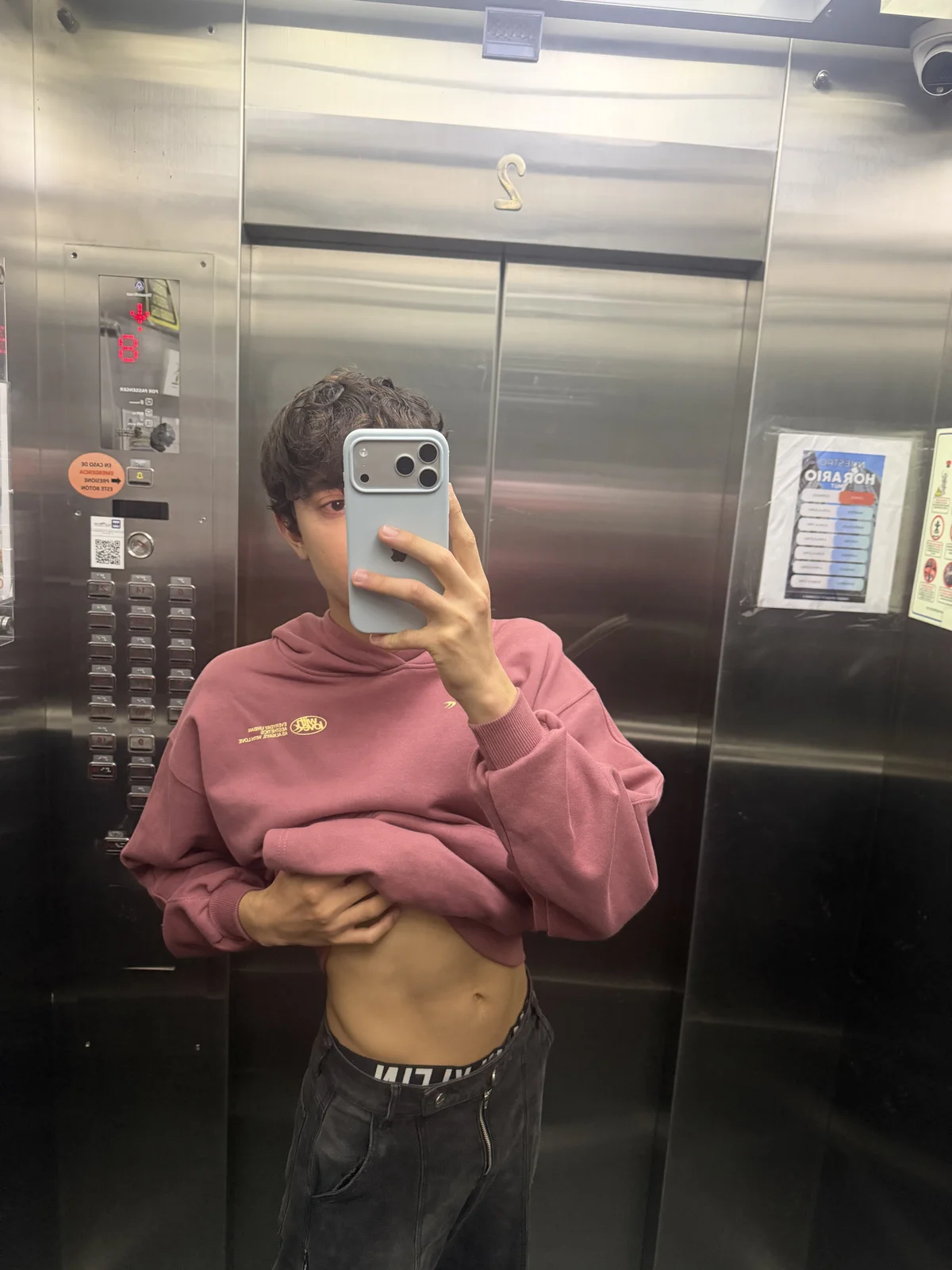 MatthewMoore_ Trending Pic 6085