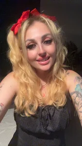 Quinn_Alessia Selfie Edition Kuva 5