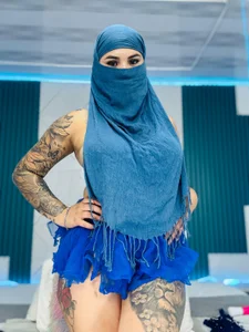 Nayla-Mouna Blue is the color of the sea and heaven Pic 3