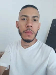 Aronxxs Your Little Naughty Foto 3