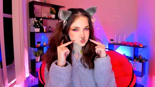 BratzieDarsie Let's have fun with the clockwork baby! Pic 3