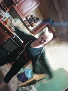 EllieLovee playing woman Foto 8