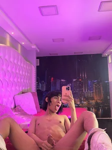 Dafnne-xxx Public slika 3