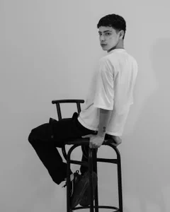 SebastianReed_ Black & White Hình 3