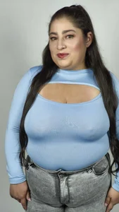 Public de Mia__Evans___  6 Imagens