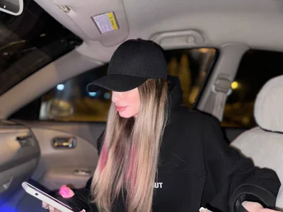 Zdjęcia sarah_heels Public:  3