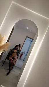 vicky_grey kullanıcısının Sweet Temptation 💋🔥 albümü -  2 fotoğraf