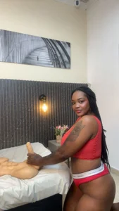 chanel_brunetteのRed Lust 😈の 6枚の写真